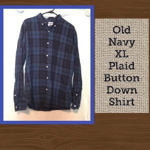 ❄️Women’s Old Navy Blue Plaid button down shirt XL